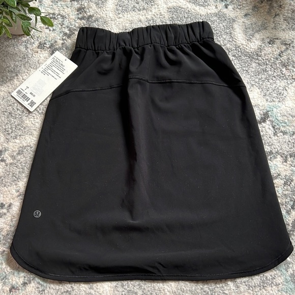 Lululemon On The Fly Skirt - Picture 6 of 7